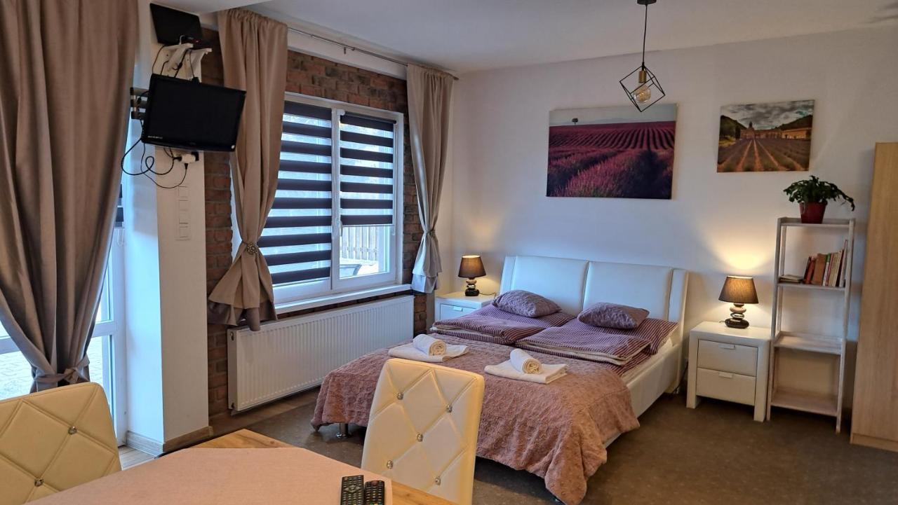 Apartament Lavender Jelenia Gora Exterior photo