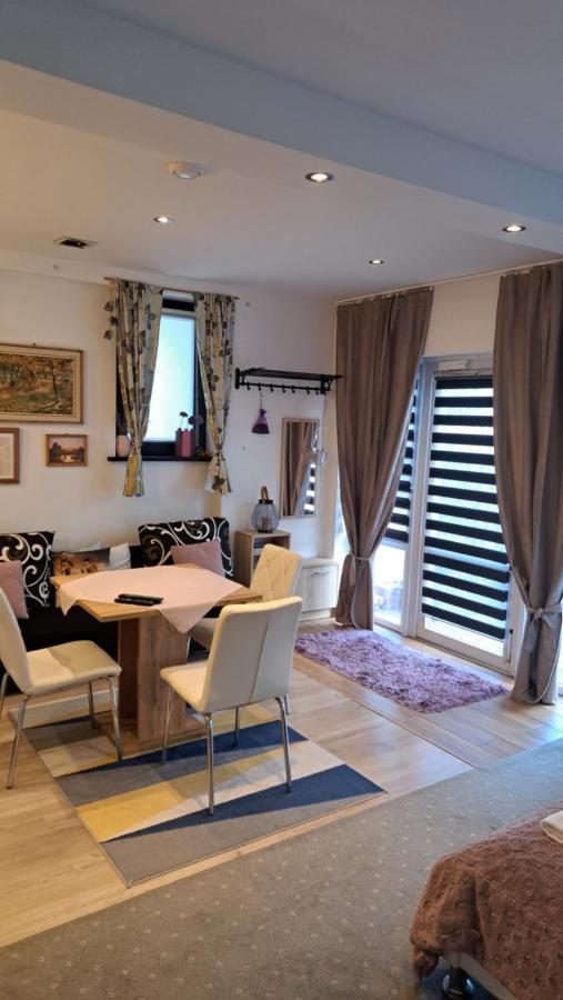 Apartament Lavender Jelenia Gora Exterior photo